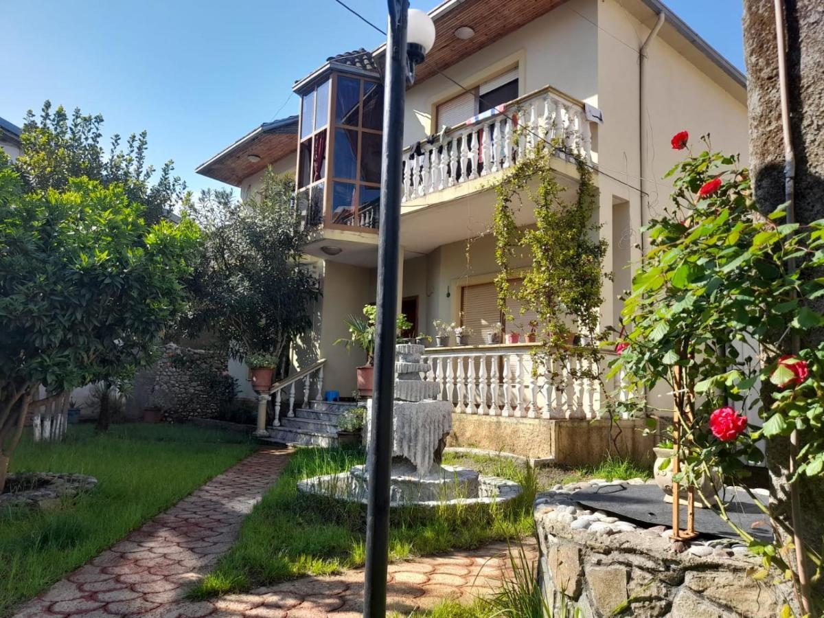 Gather Inn Guest House Σκόδρα Εξωτερικό φωτογραφία
